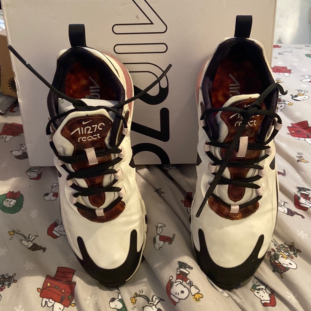 Nike air 270 react 8.5